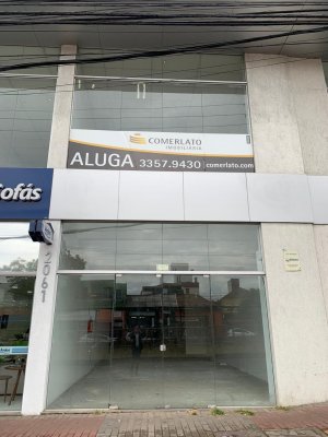 Loja com 243m², 1 vaga, Passo Da Areia em Porto Alegre