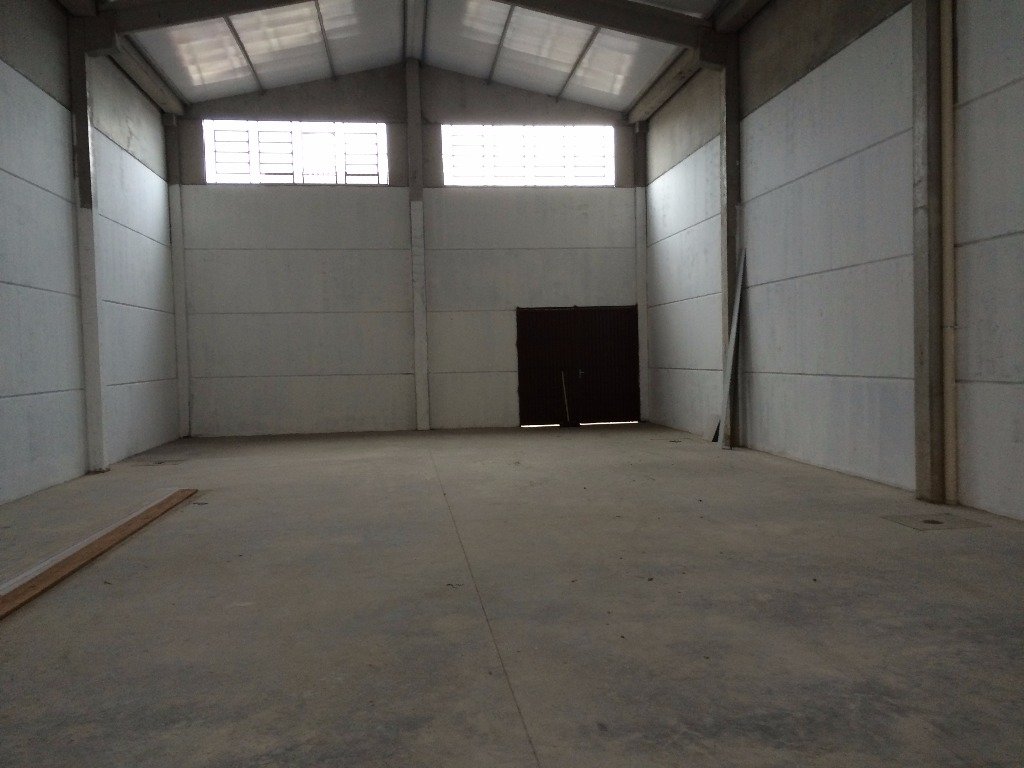 Depósito com 300m², Jardim Planalto em Porto Alegre