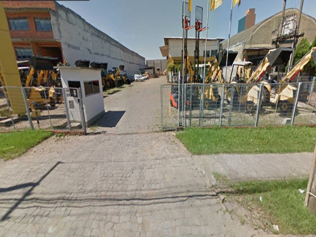 Depósito com 1300m², São João em Porto Alegre