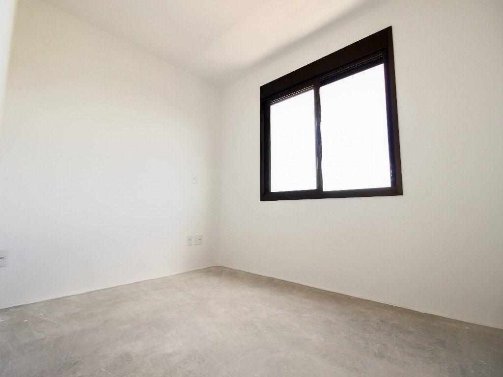 Apartamento com 62m², 2 dormitórios, 1 suíte, 2 vagas, Jardim Do Salso em Porto Alegre