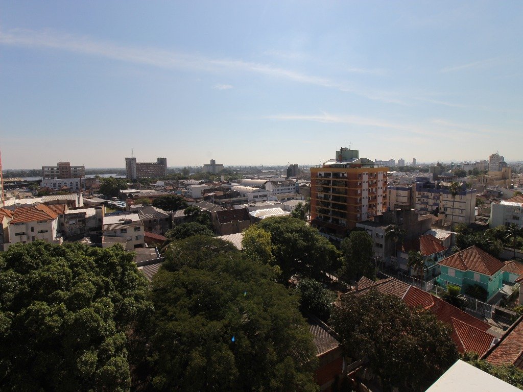 Apartamento com 109m², 3 dormitórios, 1 vaga, Floresta em Porto Alegre