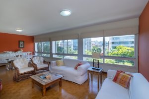 Apartamento com 167m², 3 dormitórios, 2 suítes, 1 vaga, Moinhos De Vento em Porto Alegre