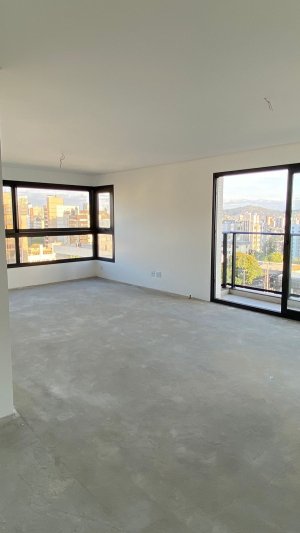 Apartamento com 122m², 3 dormitórios, 1 suíte, 3 vagas, Rio Branco em Porto Alegre