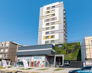 Apartamento com 81m², 3 dormitórios, 1 suíte, 2 vagas, Farroupilha em Porto Alegre