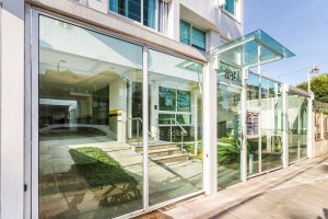 Apartamento com 61m², 1 dormitório, 1 vaga, Passo da Areia em Porto Alegre