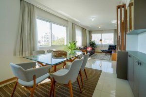Apartamento com 90m², 3 dormitórios, 1 suíte, 2 vagas, Cristo Redentor em Porto Alegre