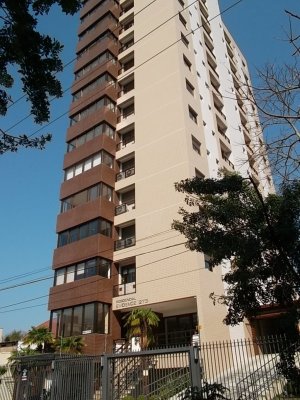 Apartamento com 109m², 3 dormitórios, 1 suíte, 2 vagas, Boa Vista em Porto Alegre