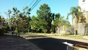 Apartamento com 82m², 2 dormitórios, 1 suíte, 2 vagas, Jardim Itu Sabará em Porto Alegre