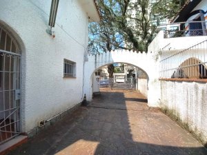 Casa comercial com 441m², 10 vagas, Moinhos De Vento em Porto Alegre