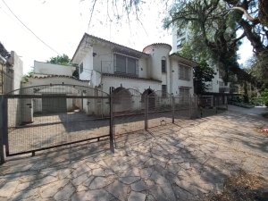 Casa comercial com 441m², 10 vagas, Moinhos De Vento em Porto Alegre