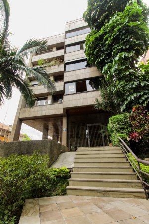 Cobertura com 415m², 3 dormitórios, 1 suíte, 3 vagas, Auxiliadora em Porto Alegre