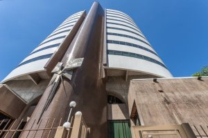 Salas/Conjuntos com 170m², 2 vagas, Centro Histórico em Porto Alegre