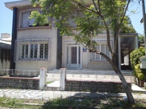 Casa com 465m², 6 dormitórios, 2 vagas, Higienópolis em Porto Alegre