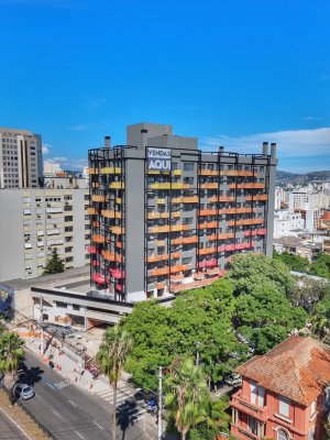 Apartamento com 77m², 2 dormitórios, 1 suíte, 2 vagas, Independência em Porto Alegre