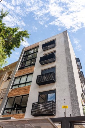 Cobertura com 80m², 2 dormitórios, 2 suítes, 2 vagas, Moinhos De Vento em Porto Alegre