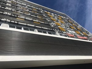 Loja com 215m², 1 vaga, Jardim Botânico em Porto Alegre