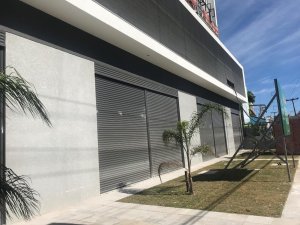 Loja com 301m², 1 vaga, Jardim Botânico em Porto Alegre