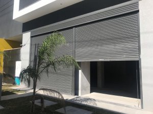 Loja com 253m², 1 vaga, Jardim Botânico em Porto Alegre