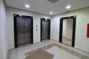 Salas/Conjuntos com 210m², Navegantes em Porto Alegre