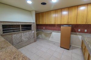 Salas/Conjuntos com 210m², Navegantes em Porto Alegre