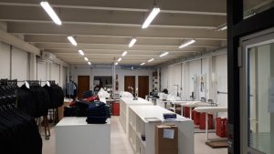 Prédio Comercial com 414m², 2 vagas, Floresta em Porto Alegre