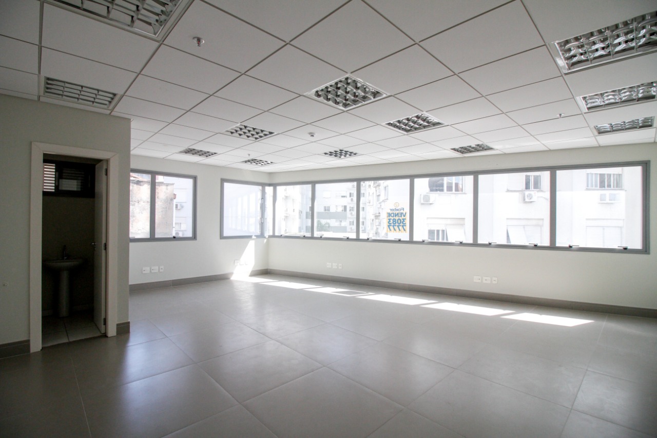 Salas/Conjuntos com 51m², 1 vaga, Floresta em Porto Alegre