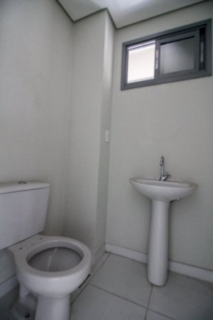 Salas/Conjuntos com 51m², 1 vaga, Floresta em Porto Alegre