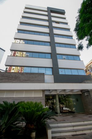 Salas/Conjuntos com 54m², 1 vaga, Floresta em Porto Alegre
