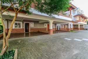 Casa em Condomínio com 241m², 3 dormitórios, 3 suítes, 2 vagas, Tristeza em Porto Alegre