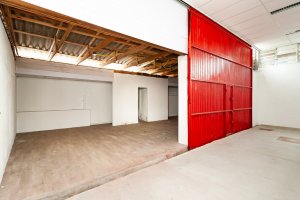 Depósito com 380m², 4 vagas, Jardim Botânico em Porto Alegre