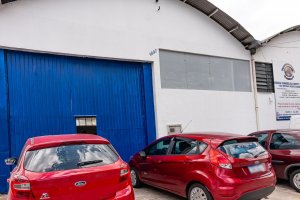 Depósito com 450m², 4 vagas, Jardim Botânico em Porto Alegre