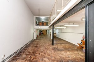 Prédio Comercial com 900m², 2 vagas, Farroupilha em Porto Alegre