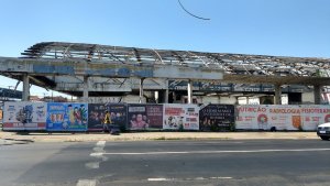 Prédio Comercial com 1562m², Navegantes em Porto Alegre