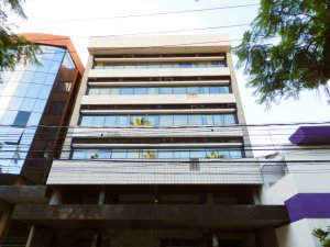 Salas/Conjuntos com 62m², 2 vagas, Petrópolis em Porto Alegre
