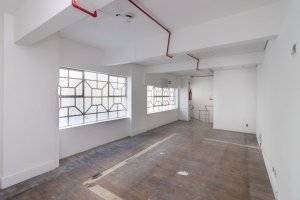 Loja com 170m², Centro Histórico em Porto Alegre