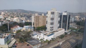 Salas/Conjuntos com 34m², Petrópolis em Porto Alegre