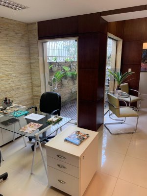 Salas/Conjuntos com 63m², Petrópolis em Porto Alegre