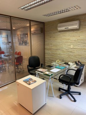 Salas/Conjuntos com 63m², Petrópolis em Porto Alegre