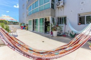 Apartamento Garden com 198m², 3 dormitórios, 1 suíte, 2 vagas, Mont Serrat em Porto Alegre