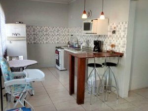 Casa com 180m², 3 dormitórios, 2 vagas, Boa Vista em Porto Alegre