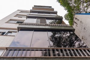 Apartamento com 172m², 3 dormitórios, 1 suíte, 1 vaga, Independência em Porto Alegre