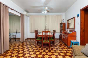 Apartamento com 172m², 3 dormitórios, 1 suíte, 1 vaga, Independência em Porto Alegre