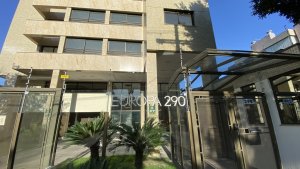 Apartamento com 67m², 2 dormitórios, 1 suíte, 1 vaga, Petrópolis em Porto Alegre