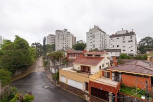 Cobertura com 195m², 3 dormitórios, 2 suítes, 2 vagas, Petrópolis em Porto Alegre