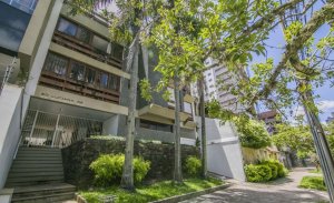 Cobertura com 243m², 2 dormitórios, 1 suíte, 2 vagas, Bela Vista em Porto Alegre