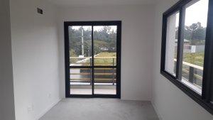 Apartamento com 69m², 2 dormitórios, 1 suíte, 2 vagas, Jardim Botânico em Porto Alegre