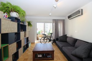 Apartamento com 166m², 3 dormitórios, 3 suítes, 2 vagas, Moinhos De Vento em Porto Alegre
