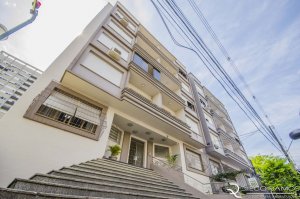 Apartamento com 68m², 2 dormitórios, Auxiliadora em Porto Alegre