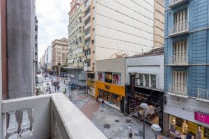 Prédio Comercial com 1768m², Centro Histórico em Porto Alegre
