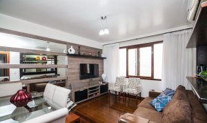 Apartamento com 88m², 3 dormitórios, 1 vaga, Auxiliadora em Porto Alegre